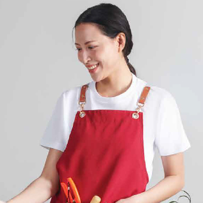 AP 05 - Apron